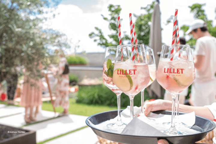 Kreative Cocktails zur Hochzeit – elegante Drinks einfach gemixt