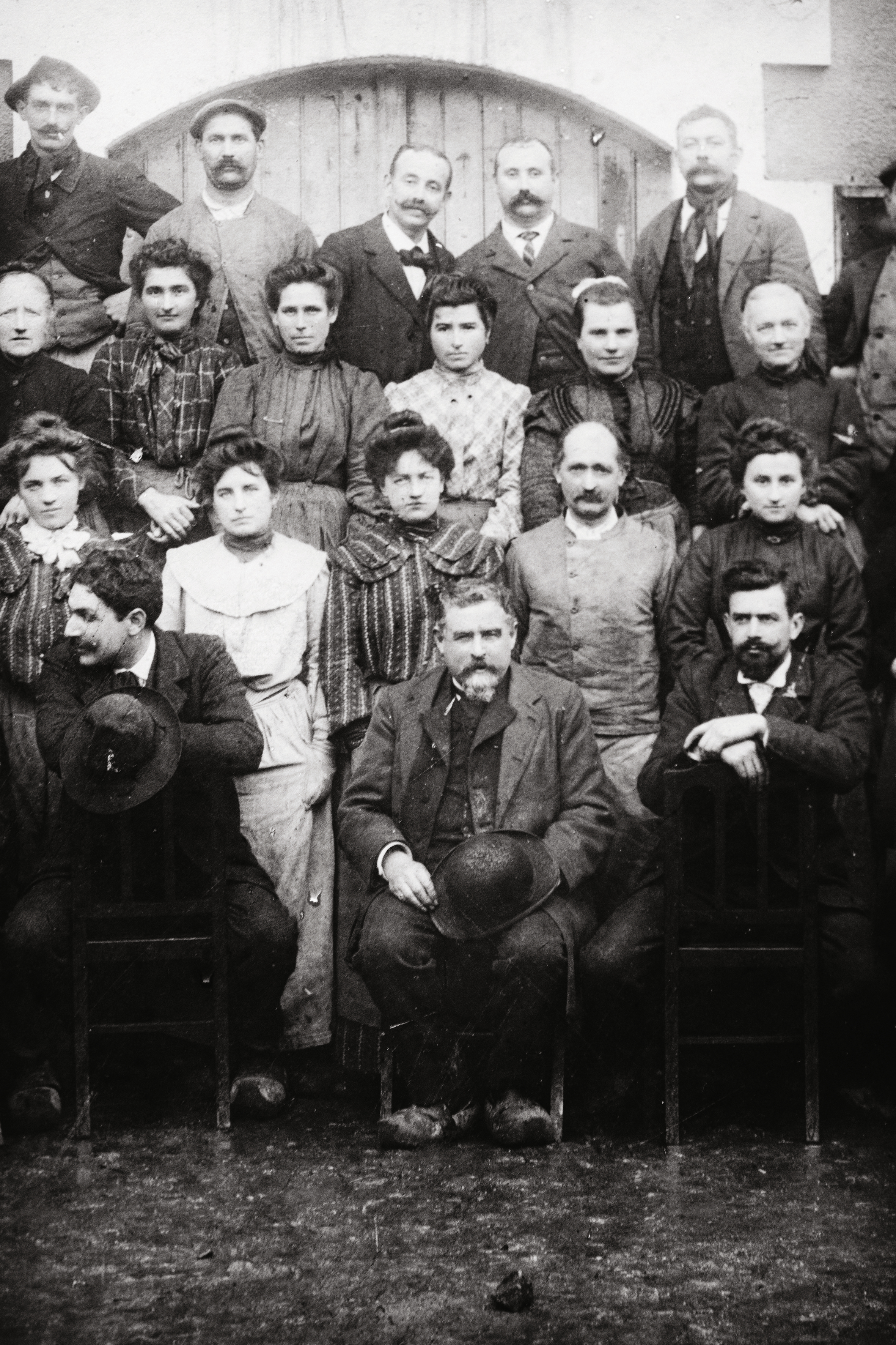 100 ANS D'HISTOIRE