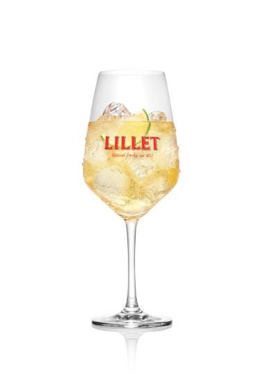 Lillet Blanc et Bitter Lemon cocktail